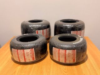 4 Pneus Bridgestone Racing Kart