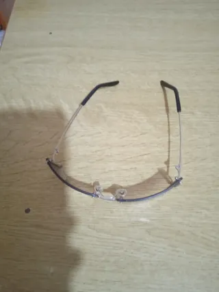 Occhiali da sole con custodia