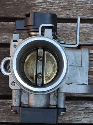 Cuerpo Mariposa F650GS