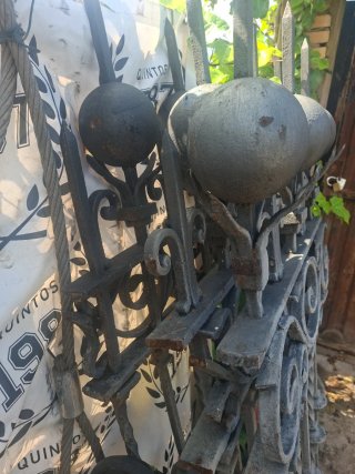 Vallas de forja antigua Macizas  Ya no se fabrican