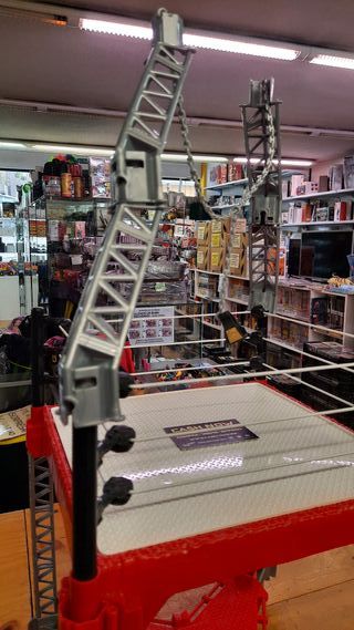 MATTEL WWE RING ELEVADO MÚLTIPLE DE JUGUETE
