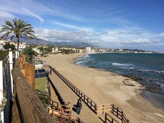 Terreno en venta en El Faro de Calaburra - Chaparral en Mijas