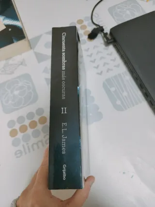 Cincuenta sombras más oscuras (Cincuenta sombra...