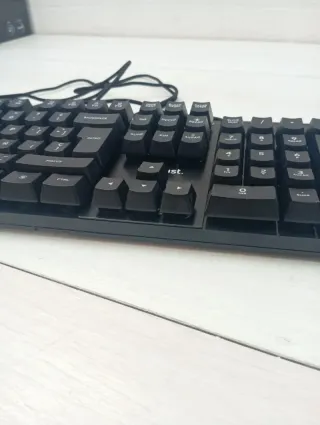 Teclado Disposición QWERTY Español luz led