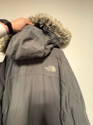 Abrigo The North Face Gris