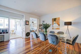 Piso en alquiler en Castillejos en Madrid