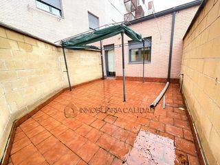 Piso en alquiler en Hospital - G3 - G2 en Burgos