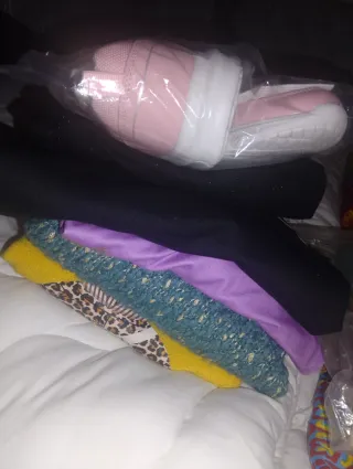 Lote de camisetas jerseys vestido y zapatillas Dep