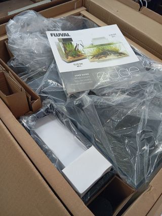 Acuario Fluval Edge 2.0 46L Negro