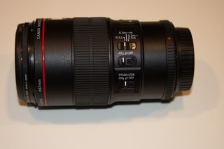 Canon EF 100mm f/2.8L Macro IS USM como nuevo