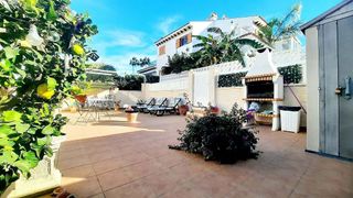 Casa en venta en Mil Palmeras en Pilar de la Horadada
