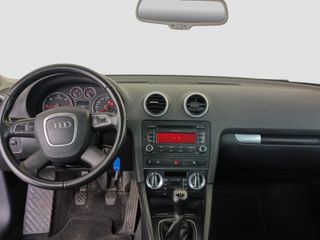 AUDI A3 1.6 TDI 105 ATTRACTION 3P