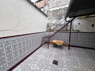 Chalet en venta en Ctra. Circunvalación - La Magdalena en Jaén