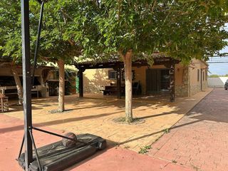 Chalet en venta en Algorós - El Derramador en Elche