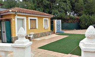 Chalet en venta en Los Girasoles en San Vicente del Raspeig/Sant Vicent del Raspeig