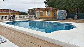 Chalet en venta en Los Girasoles en San Vicente del Raspeig/Sant Vicent del Raspeig