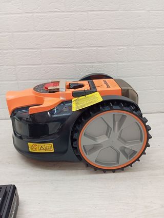 Robot cortacésped LawnMaster VBRM16 100m²