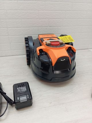 Robot cortacésped LawnMaster VBRM16 100m²