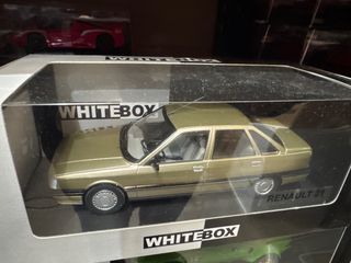 Renault 21 White Box 1/24