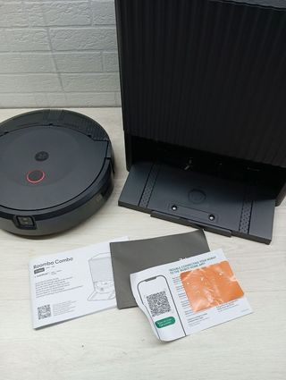 iRobot Roomba Combo 10 MAX Robot Aspirador