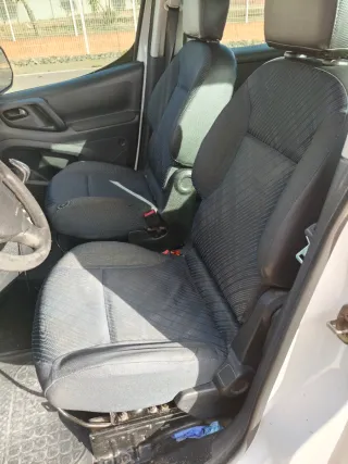 Peugeot e-Partner 2008