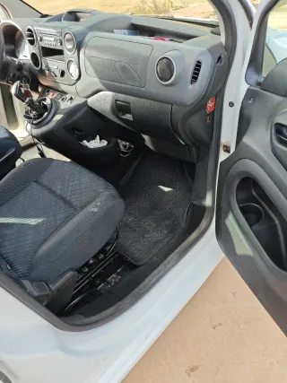 Peugeot e-Partner 2008