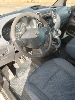 Peugeot e-Partner 2008