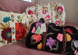 Bolso Zara bordado floral