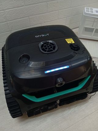 WYBOT C2 Vision AI robot de piscina