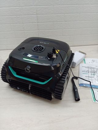Robot impiafondos piscina WYBOT