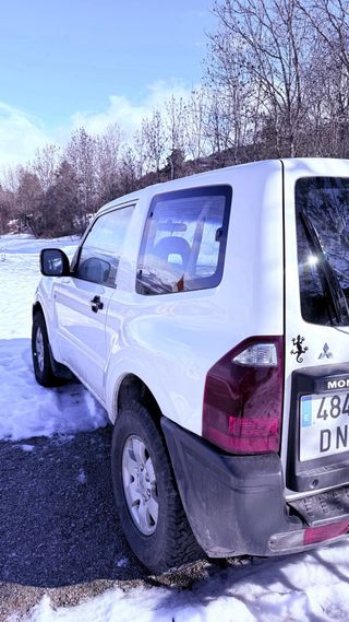 Mitsubishi Montero 2005