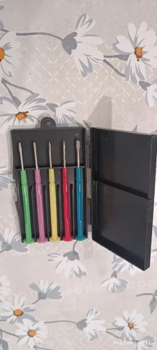 Set cacciavite precisione colorati