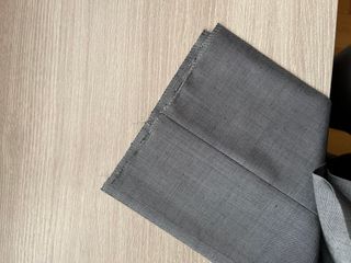 Traje de hombre plateado