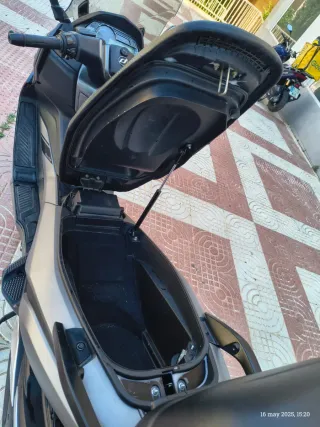 Daelim XQ1 125 Scooter Maxi