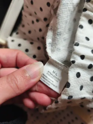 Pantalón corto lunares blanco y negro