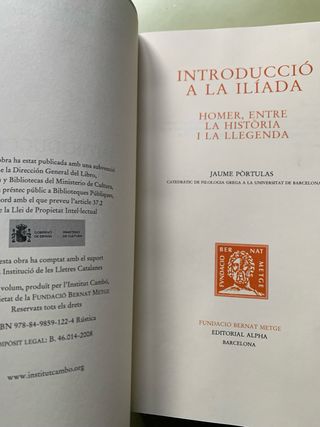 ￼Introducció a la Ilíada. Homer, entre la Història
