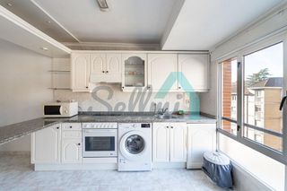 Piso en venta en Milán - Pumarín - Teatinos en Oviedo