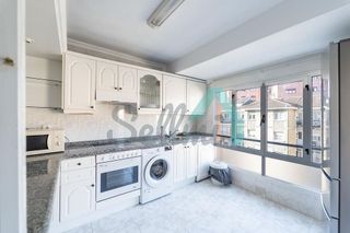 Piso en venta en Milán - Pumarín - Teatinos en Oviedo