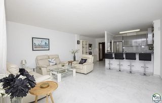 Piso en venta en Empuriabrava en Castelló d´Empúries