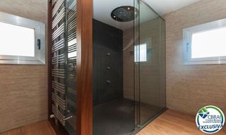 Chalet en venta en Els Grecs - Mas Oliva en Roses