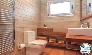 Chalet en venta en Els Grecs - Mas Oliva en Roses