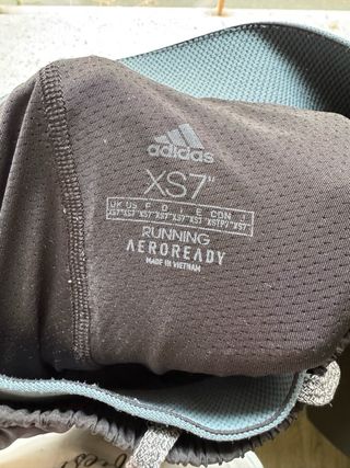 Pantalones cortos running Adidas S