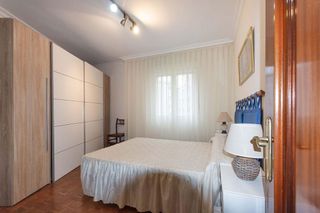 Piso en alquiler en Centro en Gijón