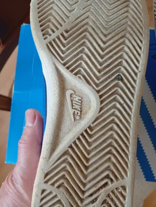 Zapatillas Nike Court Royale Blancas y Azules