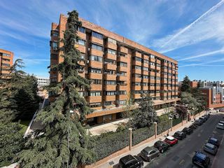 Piso en alquiler en Fuente del Berro en Madrid