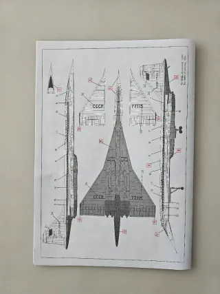 Lote 2 Maquetas Aviones SST 1:144