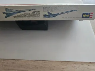 Lote 2 Maquetas Aviones SST 1:144