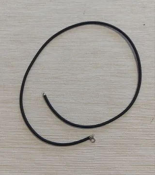 Collana oro bianco 750 caucciù