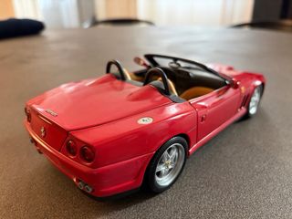 Modellino Ferrari 550 Barchetta 1:18 Hot Wheels