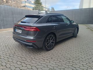 AUDI Q8 50 TDI Black L quattro tiptronic